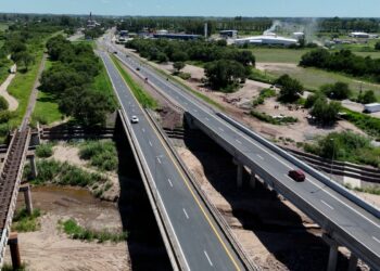 Reducen carriles en el arco norte y advierten por demoras Reducen carriles en el arco norte y advierten por demoras