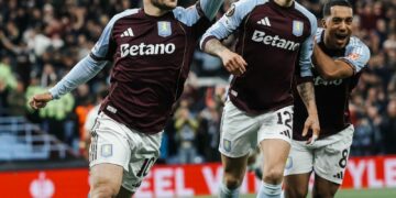 Apareció Buendía: Aston Villa goleó a Nottingham Forest y pasó a la final