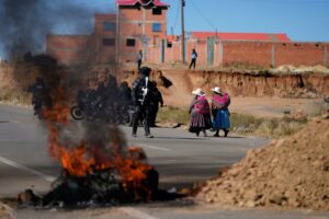 Bolivia: escalan las protestas y crecen los pedidos de renuncia a Rodrigo Paz Bolivia: escalan las protestas y crecen los pedidos de renuncia a Rodrigo Paz
