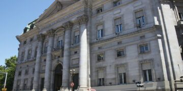 El Banco Nación lanzó créditos para refinanciar deudas de tarjetas El Banco Nación lanzó créditos para refinanciar deudas de tarjetas