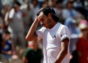 Cerúndolo quedó eliminado de Roland Garros tras caer ante Zachary Svajda Cerúndolo, quien llegó a ser el número 1 de Argentina, perdió este encuentro en cinco sets contra el estadounidense Zachary Svajda.