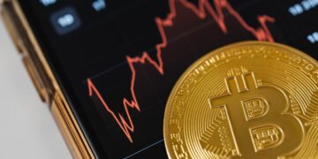 Desbaratan una banda de estafas virtuales con criptomonedas y cuevas financieras
