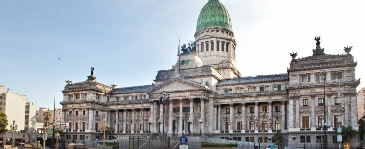 El Congreso de la Nación.