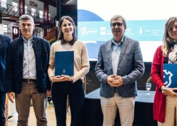 El estudio buscará generar evidencia científica local sobre consumo de sustancias, salud mental y uso de pantallas en las infancias.