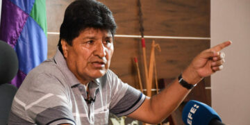 Evo Morales fue declarado en rebeldía y la Justicia ordenó detenerlo