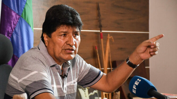 Evo Morales fue declarado en rebeldía y la Justicia ordenó detenerlo Evo Morales está acusado de haber mantenido una relación con una menor durante su etapa como presidente de Bolivia.