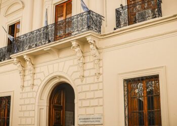Denuncian el uso ilegal de datos privados en el voto a distancia