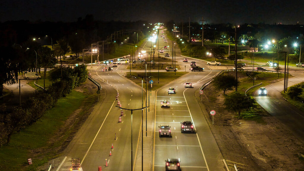 La Avenida Padre Luchesse finalizada.