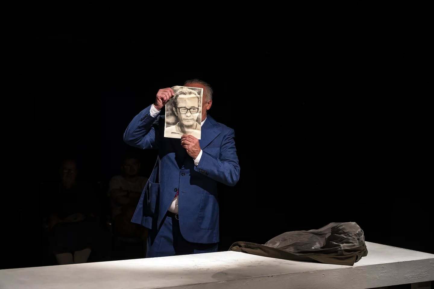 Hacer (de) Memoria como acto poético sobre nuestra historia