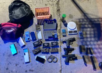 Operativo en barrio Müller: secuestraron cocaína valuada en más de $50 millones Incidentes y detenidos durante un operativo antidroga en barrio Müller.