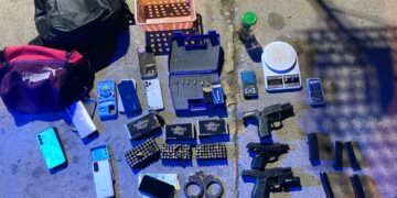 Incidentes y detenidos durante un operativo antidroga en barrio Müller.
