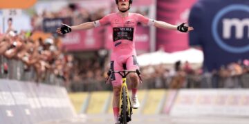 Jonas Vingegaard ganó el Giro de Italia y completó la triple corona