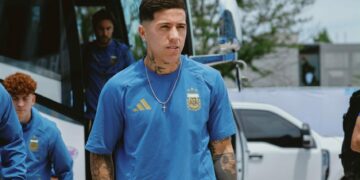 La Selección Argentina aterrizó en Kansas y prepara la defensa del título mundialista