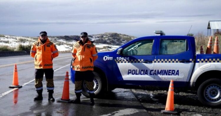 Llegó la nieve a Córdoba y cerraron el Camino de las Altas Cumbres Llegó la nieve a Córdoba y cerraron el Camino de las Altas Cumbres