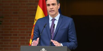Nuevo revés para el PSOE: derrota en Andalucía y avance del PP