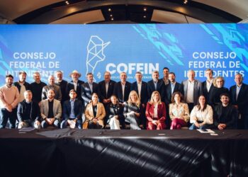 Passerini reclamó por fondos que el Estado nacional retiene a municipios y provincias Passerini