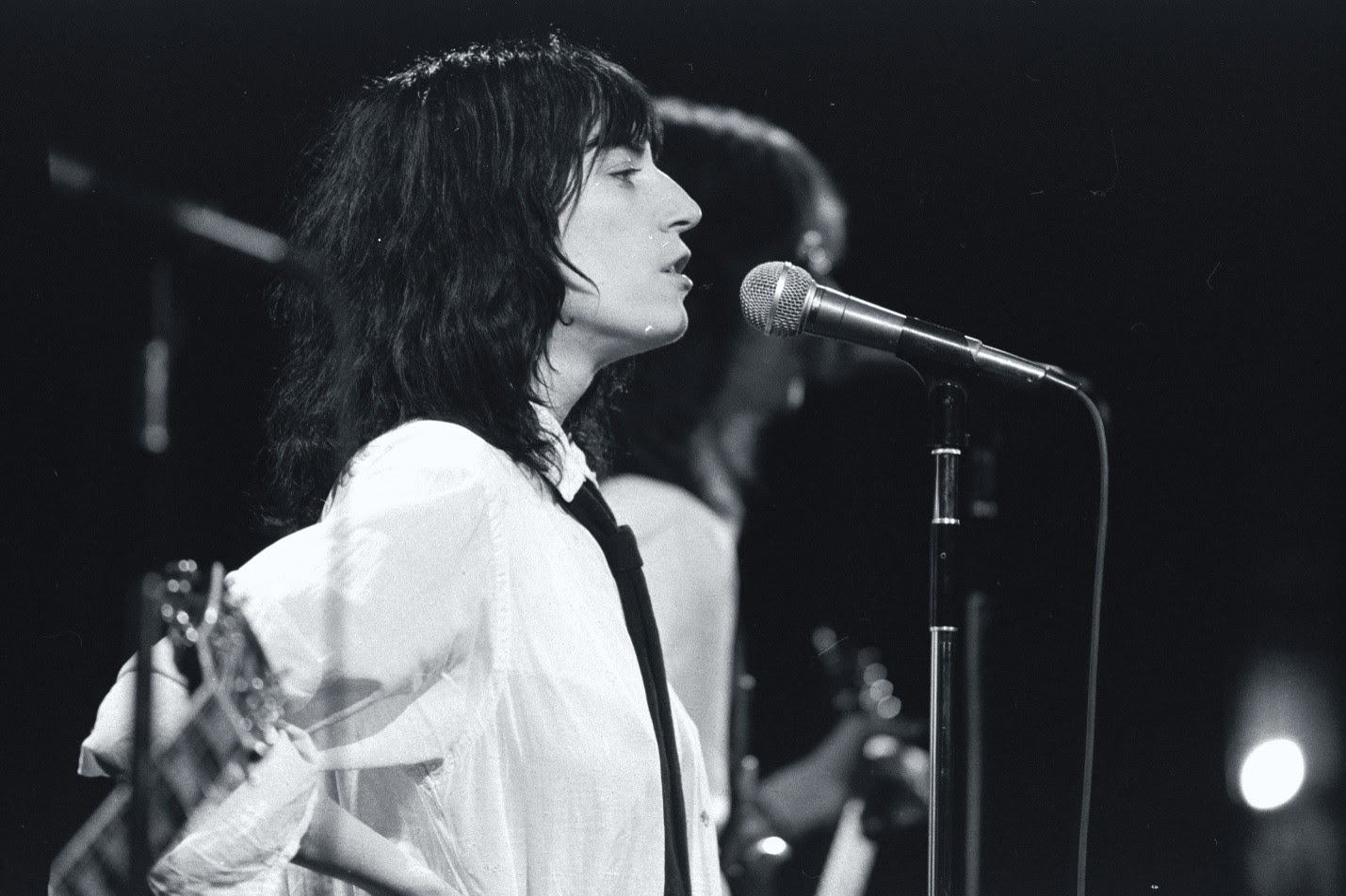 Patti Smith actuando en Saturday Night Live.