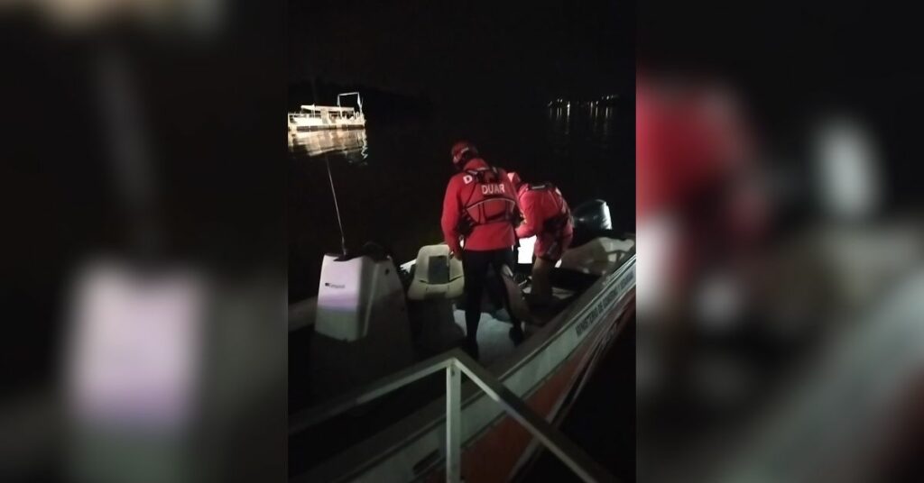 El DUAR rescató a una mujer que se encontraba en el lago de Embalse durante la madrugada. Foto: Policía de Córdoba.