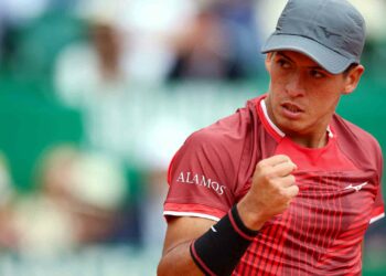 Sebastián Báez y Solana Sierra avanzaron en la primera ronda de Roma: otros tres argentinos quedaron afuera
