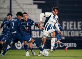 Talleres perdió ante Gimnasia y complicó su pase a octavos