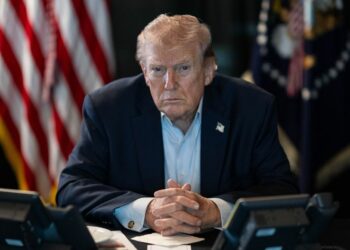 Trump endurece su ofensiva contra Cuba con amenazas militares y nuevas sanciones
