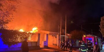 Grave incendio: un hombre sufrió quemaduras y debió ser hospitalizado