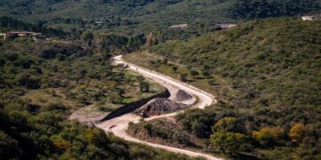 Avanza la pavimentación de la ruta que unirá Santa Rosa de Calamuchita con Soconcho