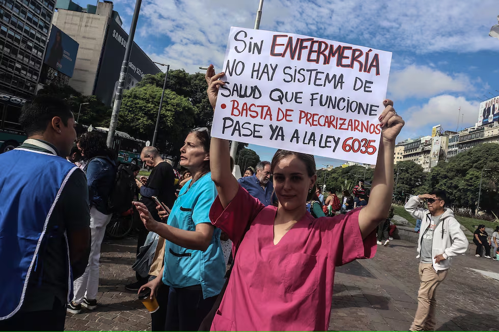 Día Internacional de la Enfermería: la profesión invisibilizada que sostiene a todo el sistema sanitario