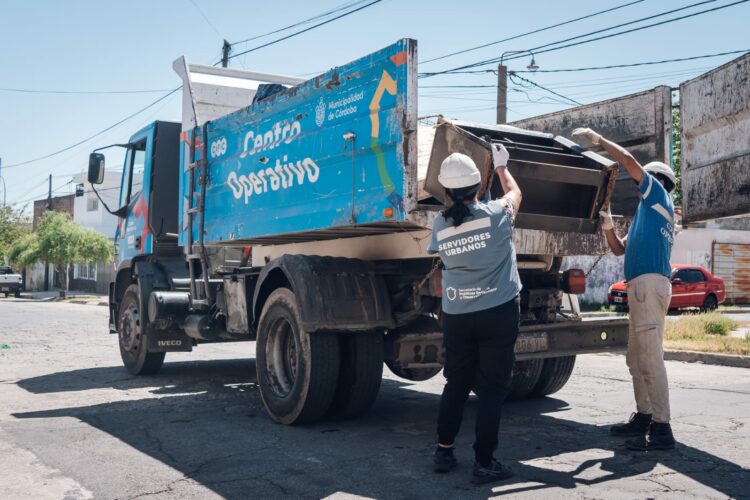 La Municipalidad de Córdoba destacó la fuerte participación vecinal y el trabajo preventivo sostenido que permitió cerrar la temporada 2025/26 con solo cuatro casos confirmados de dengue en la ciudad.
