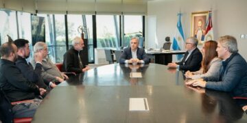 Llaryora recibió a autoridades de la Pastoral Social Argentina