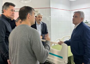 Llaryora en Marcos Juárez: El Pami se tiene que hacer cargo y poner una clínica