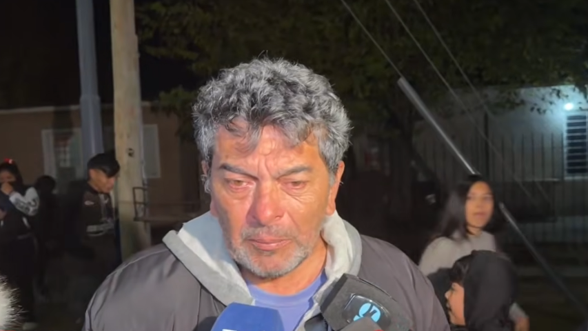 Encontraron a Agostina Vega sin vida: incidentes en la comisaria y la palabra del fiscal El abuelo de Agostina aseguró que continuará marchando para exigir justicia por su nieta.