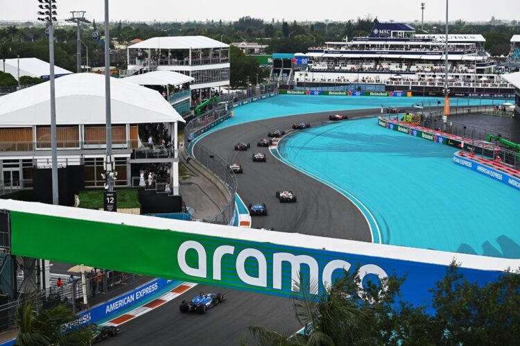 La Fórmula 1 adelantó la largada del Gran Premio de Miami por pronóstico de tormentas, en una decisión que modifica la preparación de Franco Colapinto, quien partirá desde el octavo puesto.