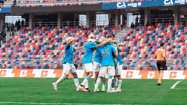 Belgrano le ganó por penales a Gimnasia de Jujuy en Santiago del Estero El Pirata lo empató sobre el final y selló su clasificación desde los doce pasos.
