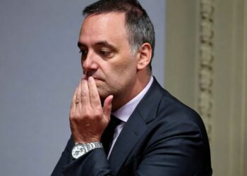 La oposición suspendió la sesión de Adorni y busca reunir más apoyo