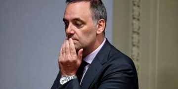 La oposición suspendió la sesión de Adorni y busca reunir más apoyo para el 20 de mayo