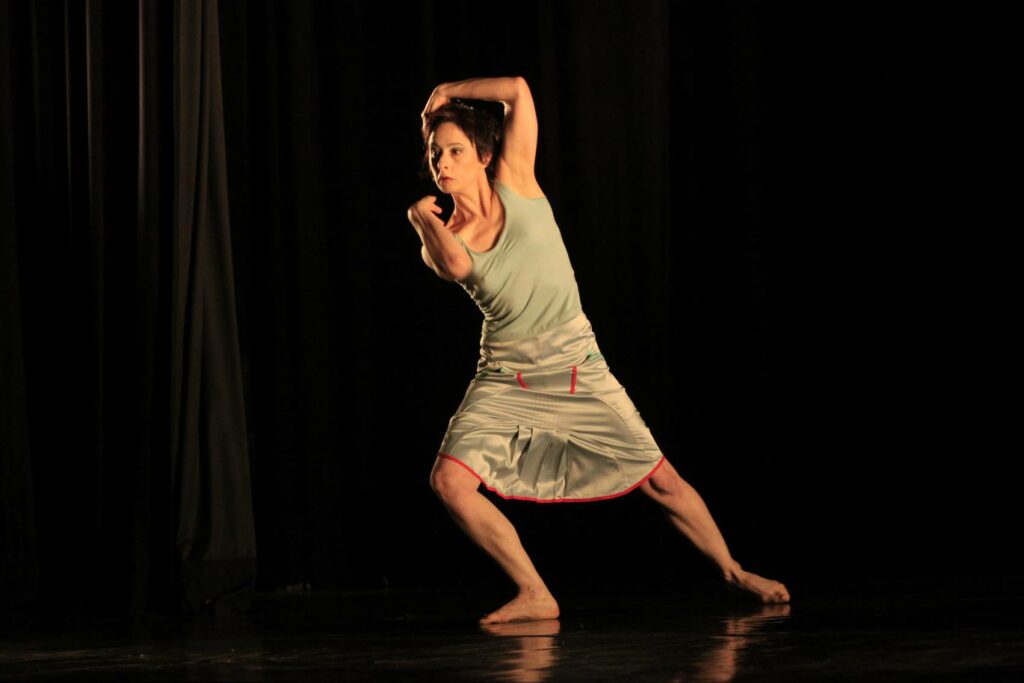 Taller de danza contemporánea: desde las cadenas miofasciales