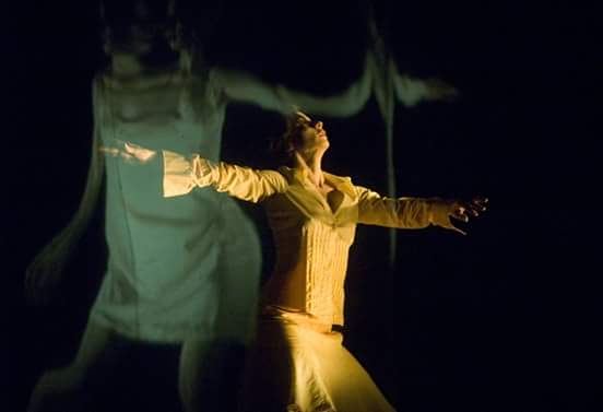Taller de danza contemporánea: desde las cadenas miofasciales