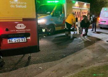Cinco personas fueron rescatadas tras intoxicarse con monóxido de carbono Se investigan las circunstancias en las que ocurrió el episodio.