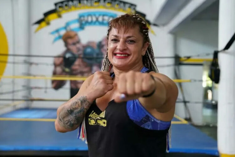 El legado de la “Locomotora” Oliveras será inmortalizado en Río Cuarto Alejandra “Locomotora” Oliveras, una de las máximas referentes del boxeo argentino.