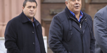 El presidente de la AFA, Chiqui Tapia, junto a Claudio Toviggino.