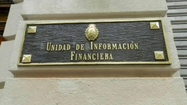 María Eugenia Talerico afirmó que la Ley de Inocencia Fiscal no alcanzaría a Manuel Adorni y advirtió sobre posibles inconsistencias patrimoniales en la causa que lo investiga.