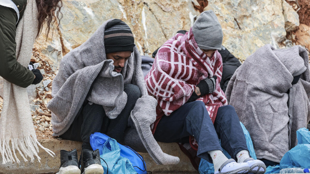 Migraciones, refugio y fronteras: las claves de una crisis global Migraciones, refugio y fronteras: las claves de una crisis global