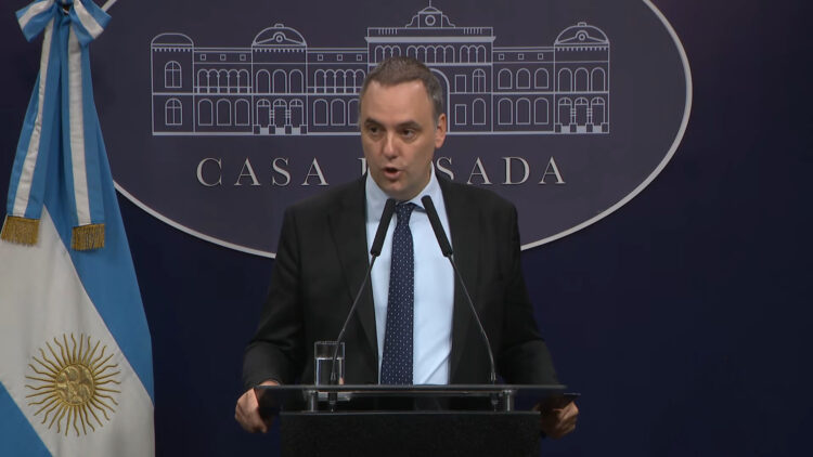 Pollicita analiza ampliar la causa contra Adorni tras su declaración Pollicita analiza ampliar la causa por enriquecimiento ilícito contra Adorni