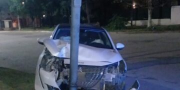 Dos accidentes de tránsito en Córdoba dejaron daños materiales Dos accidentes de tránsito en Córdoba dejaron daños materiales