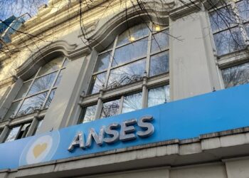 ANSES amplía el programa que permite hacer trámites jubilatorios en el trabajo