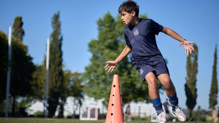 La Academia Talleres suma una nueva sede en Neuquén.