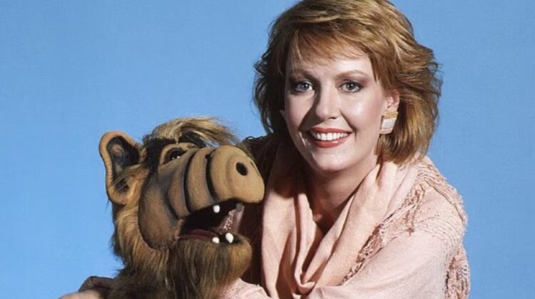 Anne Schedeen inició su carrera televisiva en 1974 con una participación en The Six Million Dollar Man y construyó una extensa trayectoria con apariciones en populares series como La mujer biónica, The Incredible Hulk, Cheers, Magnum P.I. y Se ha escrito un crimen.