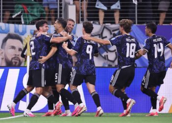 Argentina derrotó a Jordania por 3 a 1 y cerró la fase de grupos con puntaje perfecto
