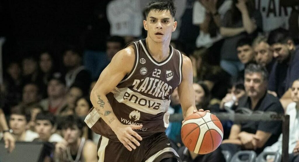 Atenas piensa en la próxima temporada y anunció a su tercer refuerzo Atenas piensa en la próxima temporada y anunció a su tercer refuerzo